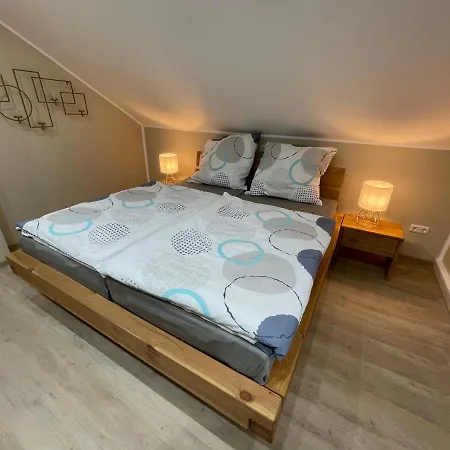 Haus Wunschlos Kirchenweg Holiday home Monschau